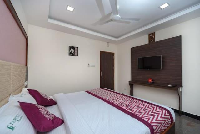 Famous Residency Hotel Tiruchirappalli Luaran gambar