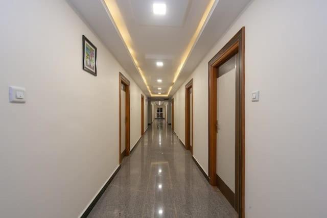Famous Residency Hotel Tiruchirappalli Luaran gambar