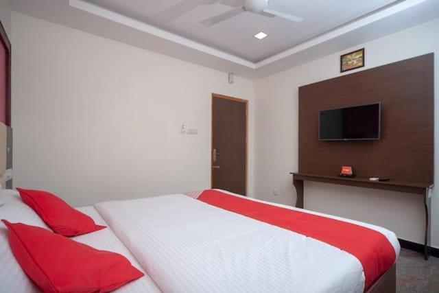 Famous Residency Hotel Tiruchirappalli Luaran gambar